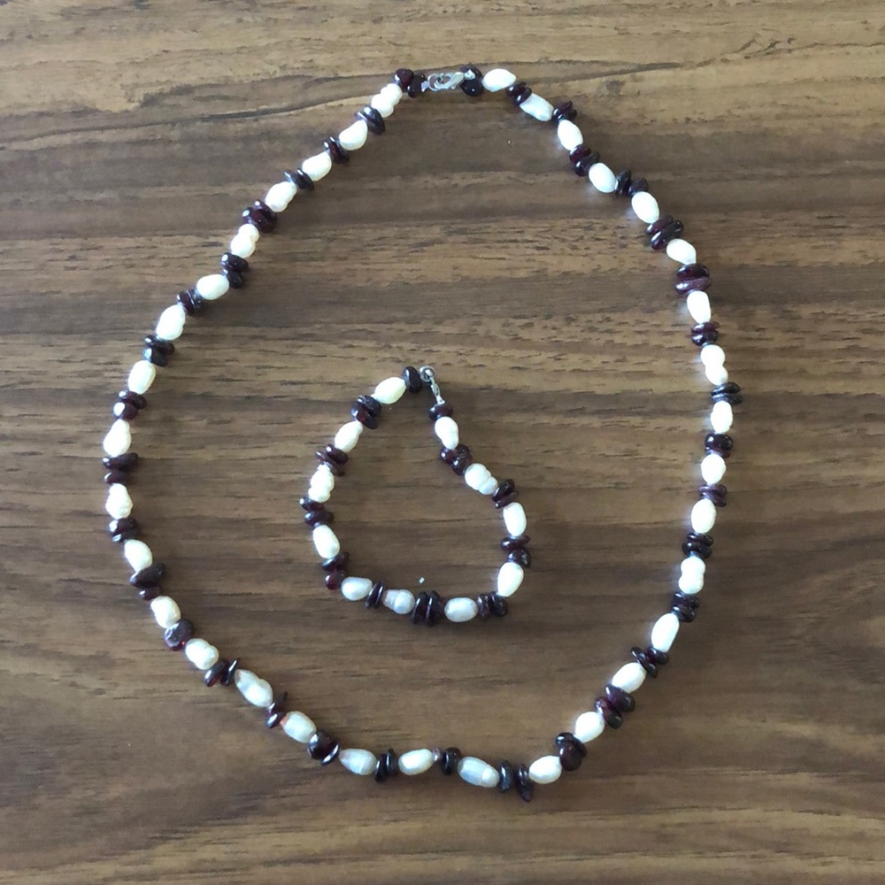 Hawaiian Inspired beaded necklace and bracelet set